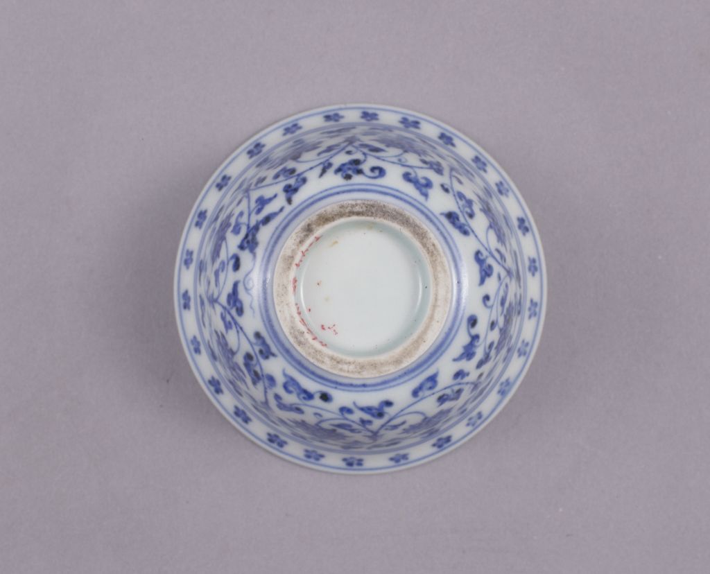 图片[3]-Blue and white hand cup (flower center)-China Archive